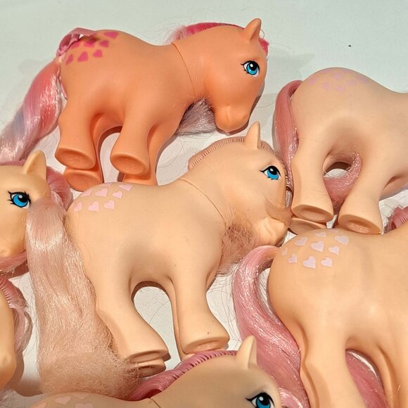 Lot of 8 Peachy my little pony toys vintage to horses + 1 newer - Picture 6 of 11